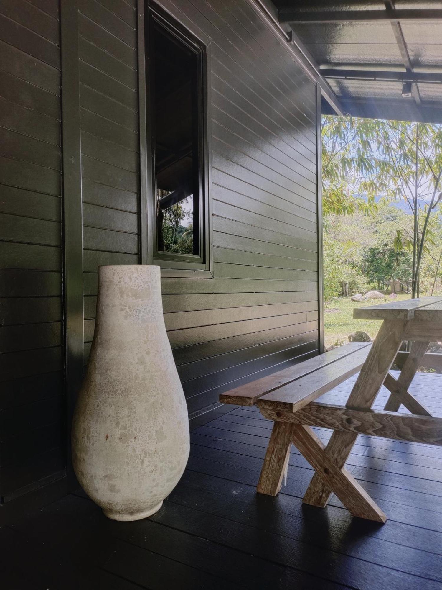 The Creek Haus Bed & Breakfast Lan Saka Exterior photo
